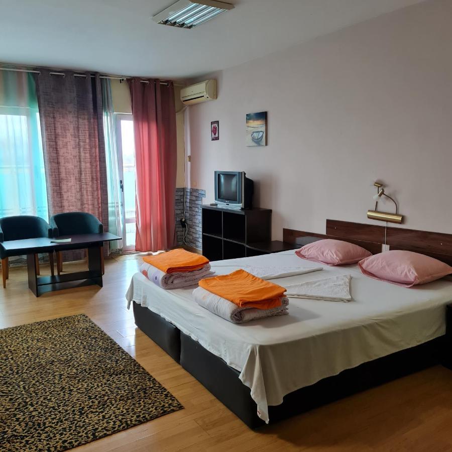 Елка Daire Burgaz Dış mekan fotoğraf